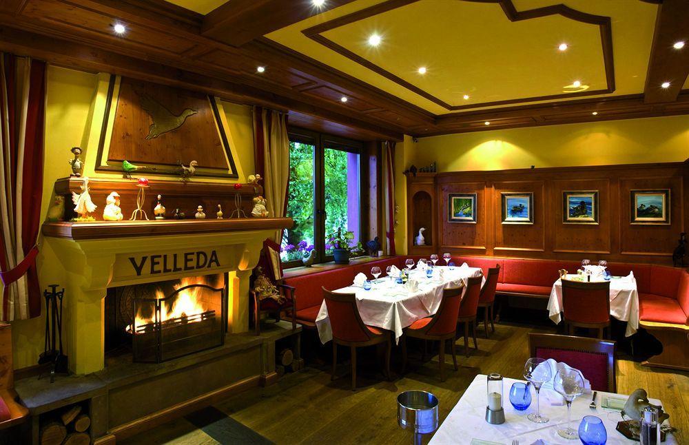 Hotel Restaurant Le Velleda Grandfontaine  Eksteriør billede