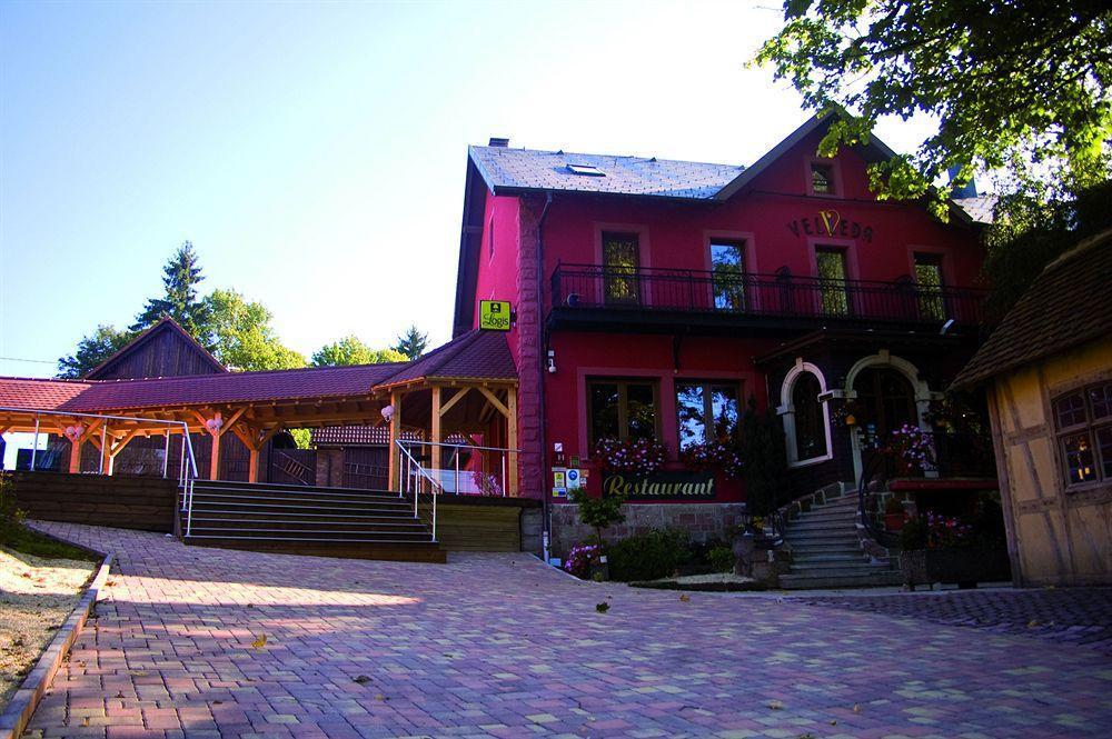 Hotel Restaurant Le Velleda Grandfontaine  Eksteriør billede