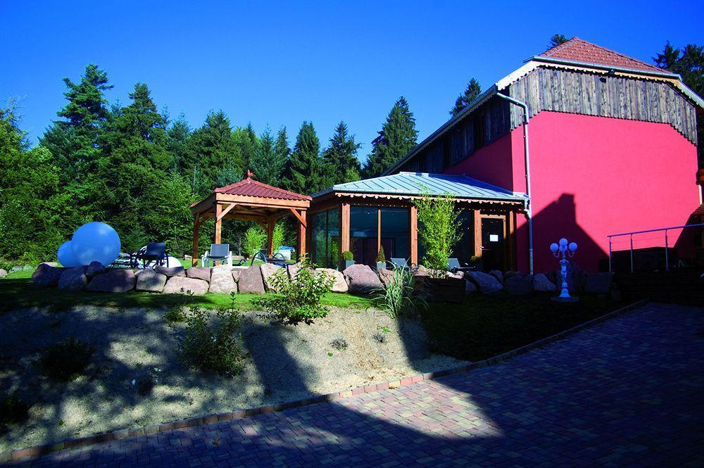 Hotel Restaurant Le Velleda Grandfontaine  Eksteriør billede