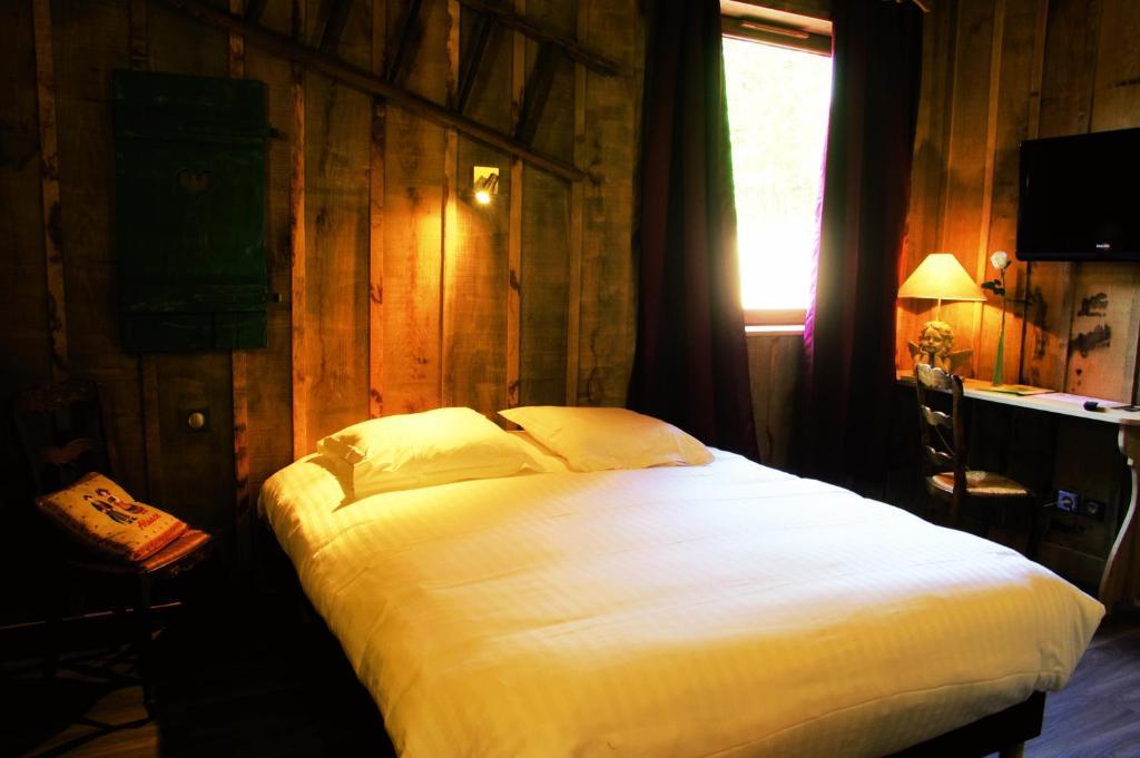 Hotel Restaurant Le Velleda Grandfontaine  Eksteriør billede